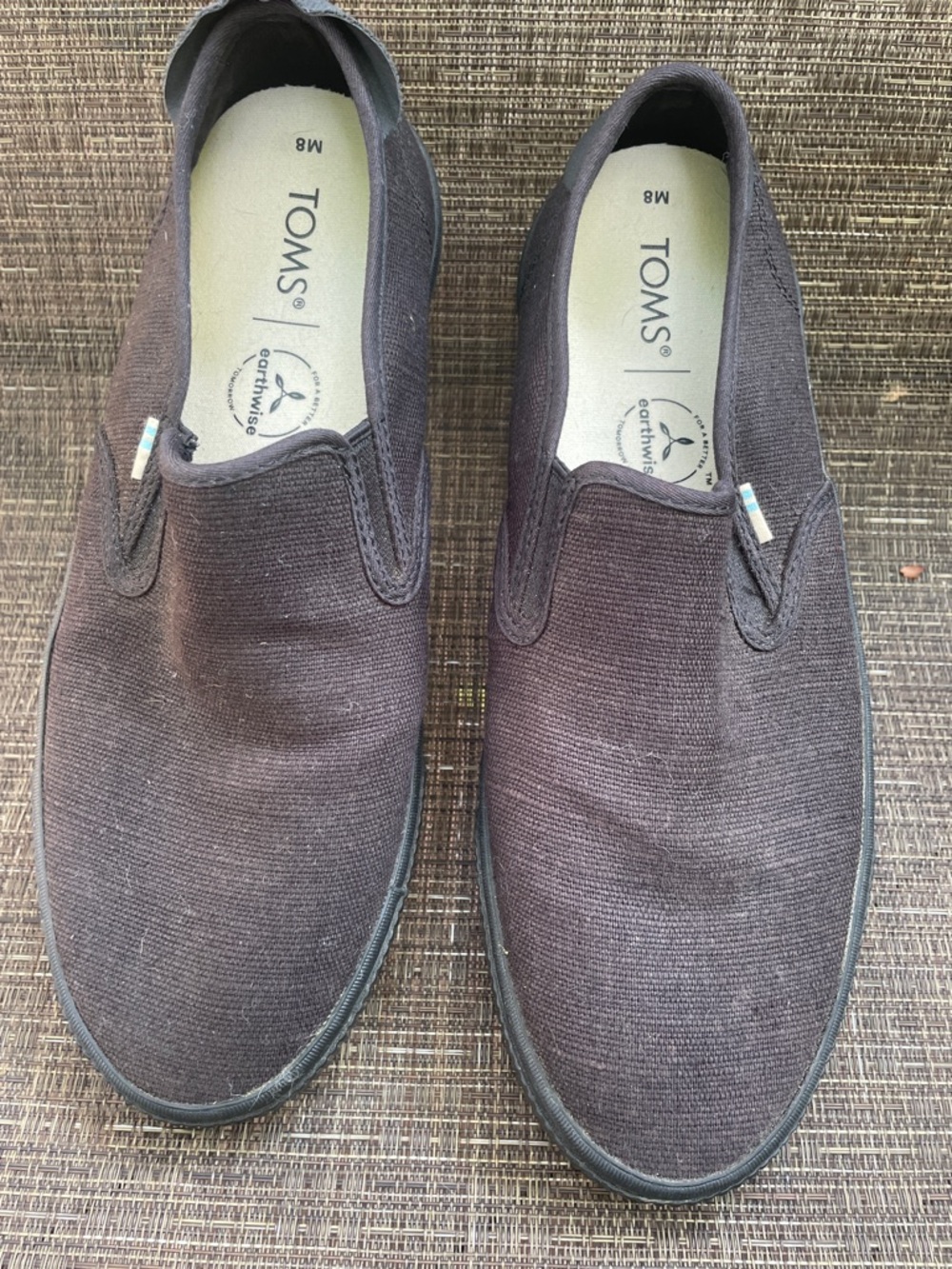 TOMS Men's Baja slip-on canvas sneakers  - Very Nice Condition!